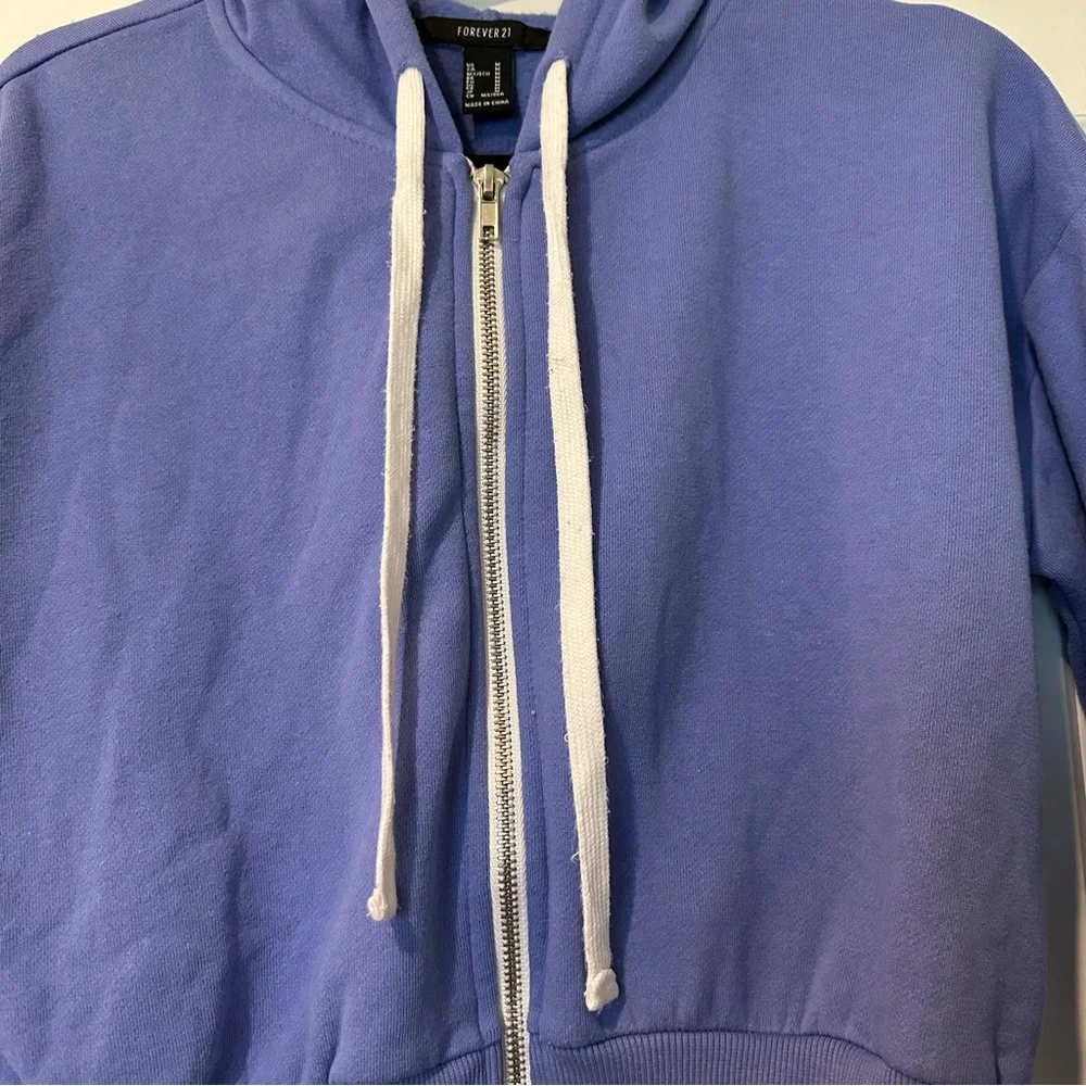 Forever 21 Cropped Hoodie - Picture 2 of 4